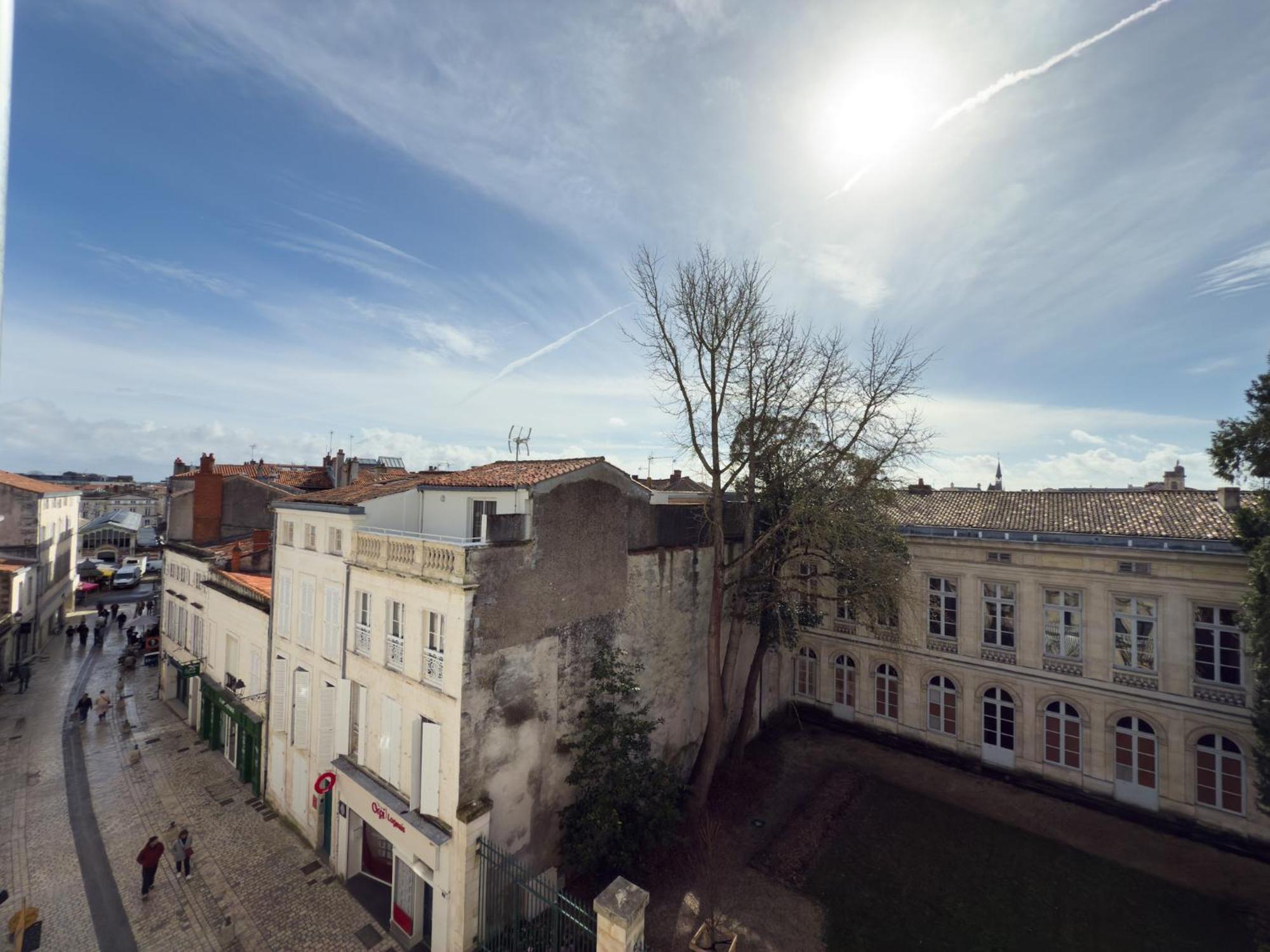 Hotel De Paris La Rochelle  Exterior photo